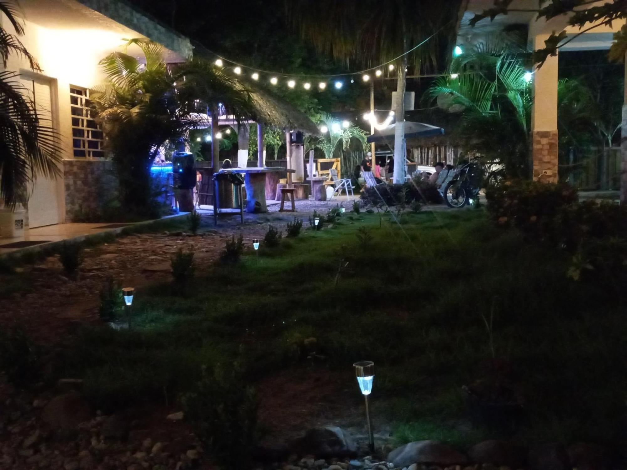 Hostal Cuyagua Palomino Exterior foto