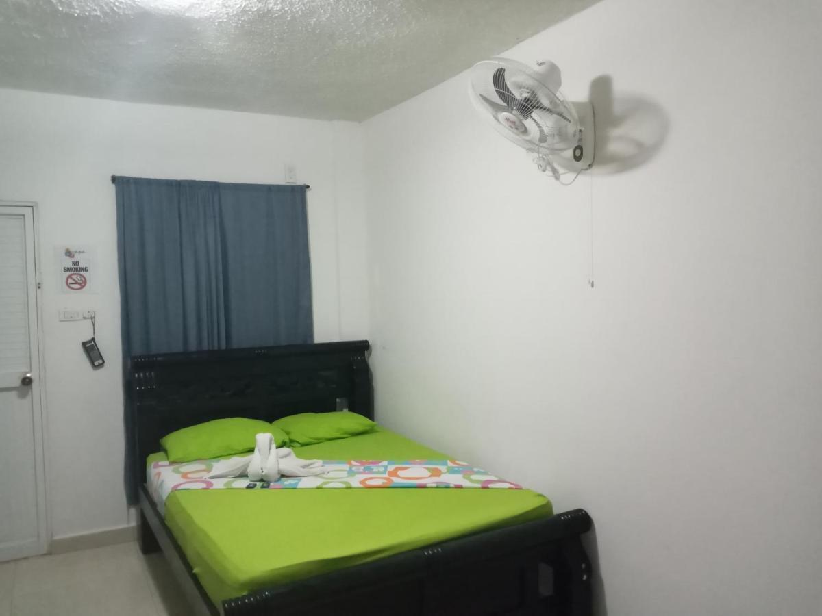 Hostal Cuyagua Palomino Exterior foto