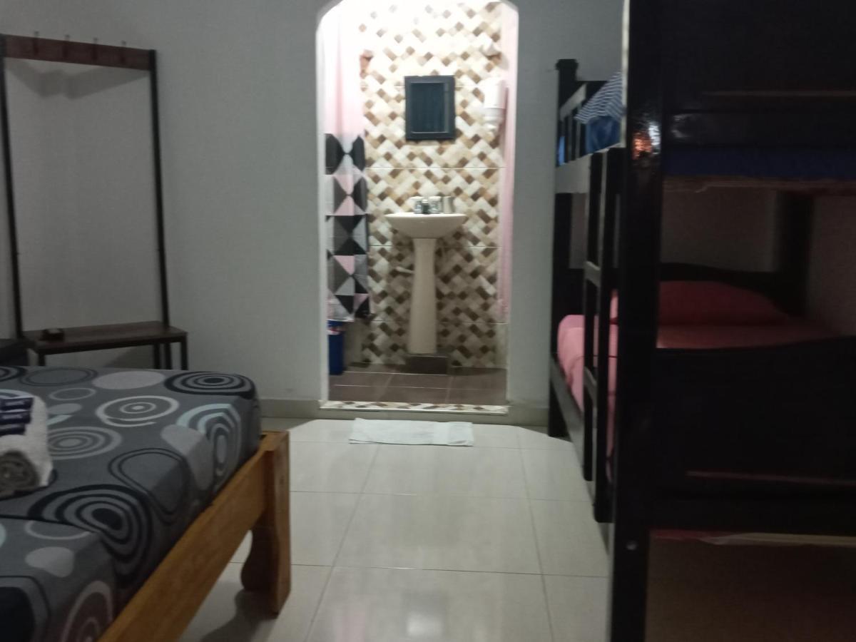 Hostal Cuyagua Palomino Exterior foto